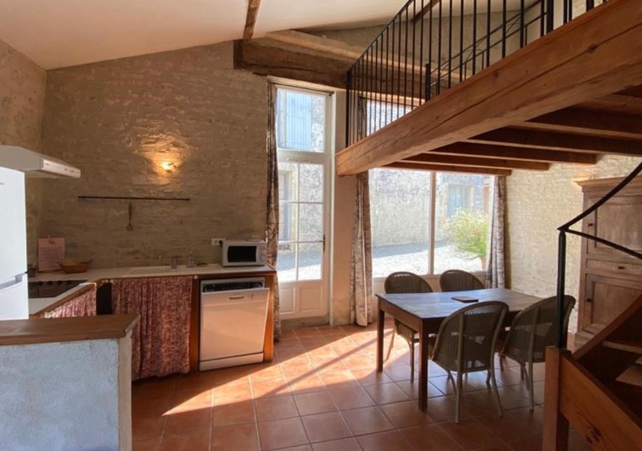 Domaine De La Laigne - Spa Apartman Asnières-la-Giraud Kültér fotó